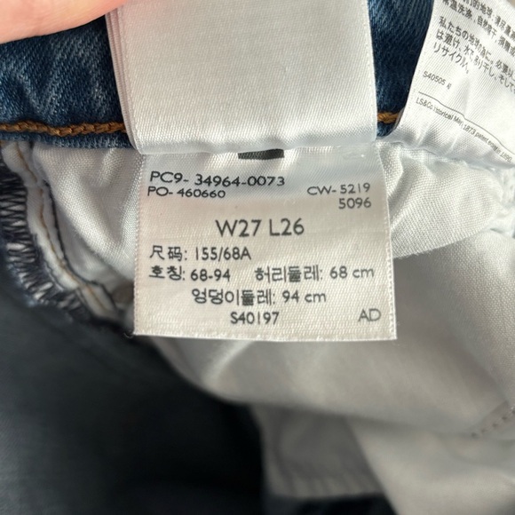 Levi’s Wedgie Straight Jeans Size 27 High Rise Cropped Medium Wash - Picture 5 of 5